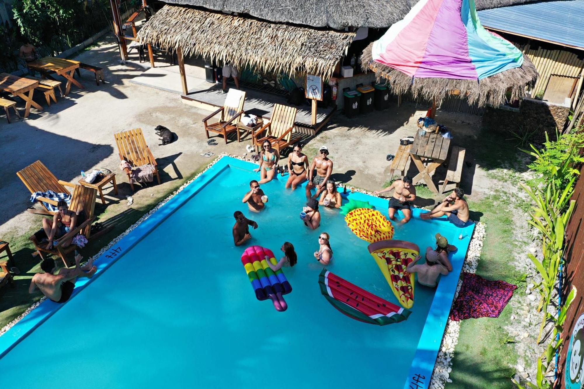 Mad Monkey Hostel Siargao (Adults Only) General Luna  Kültér fotó
