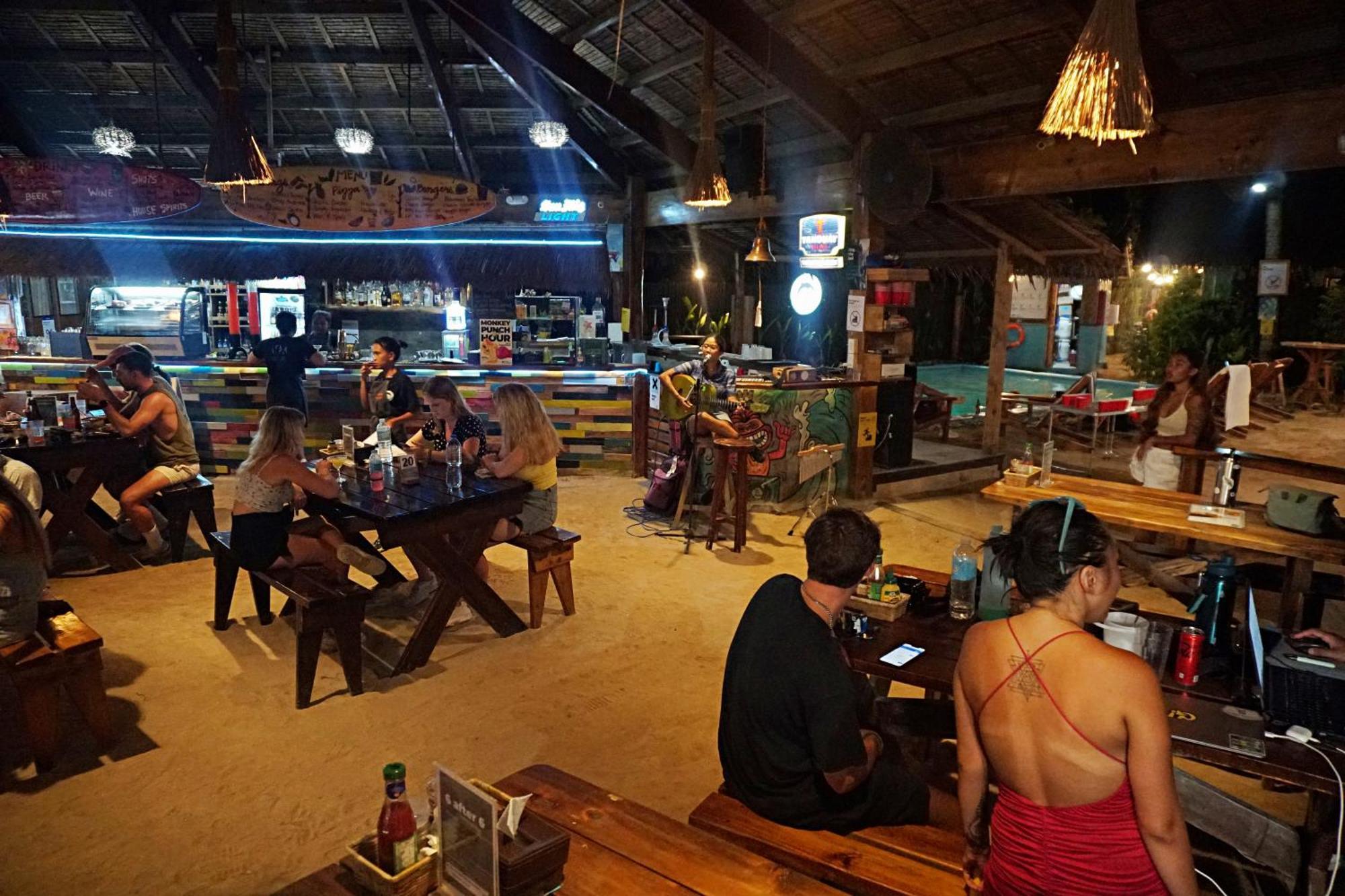 Mad Monkey Hostel Siargao (Adults Only) General Luna  Kültér fotó